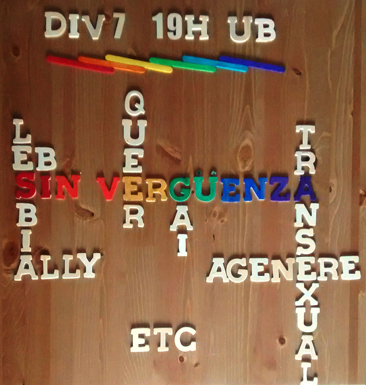 Imatge promocional d'una activitat de l'associació Sin vergüenza, realitzada amb lletres de fusta sobre una taula (d'Ikea)